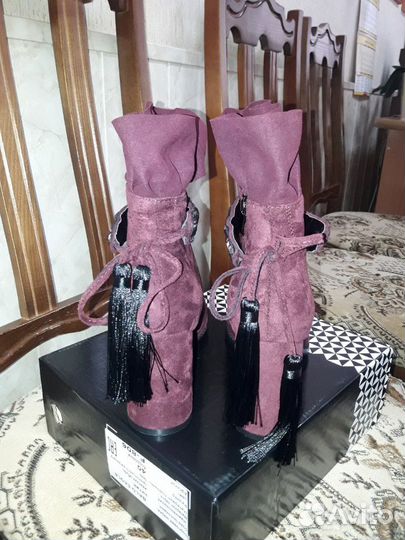 Полуботинки