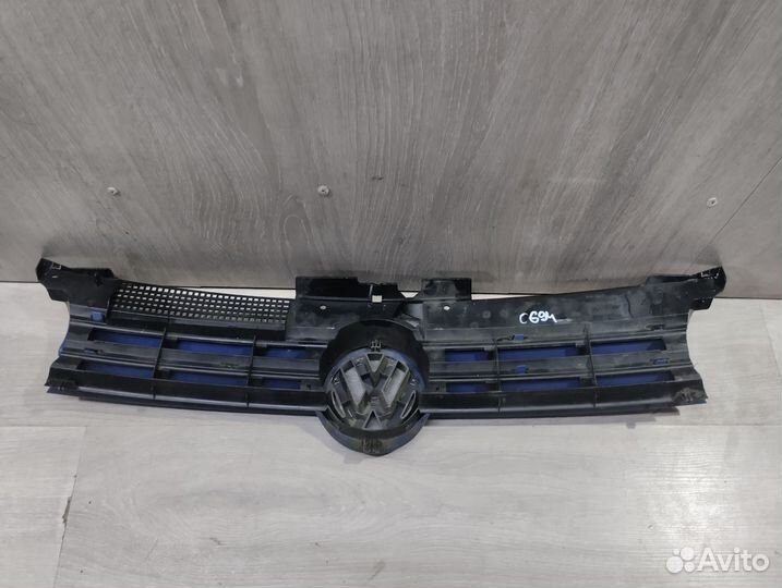 Решётка радиатора volkswagen golf 4