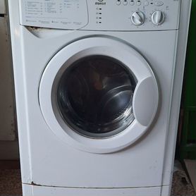 Стиральная машина indesit