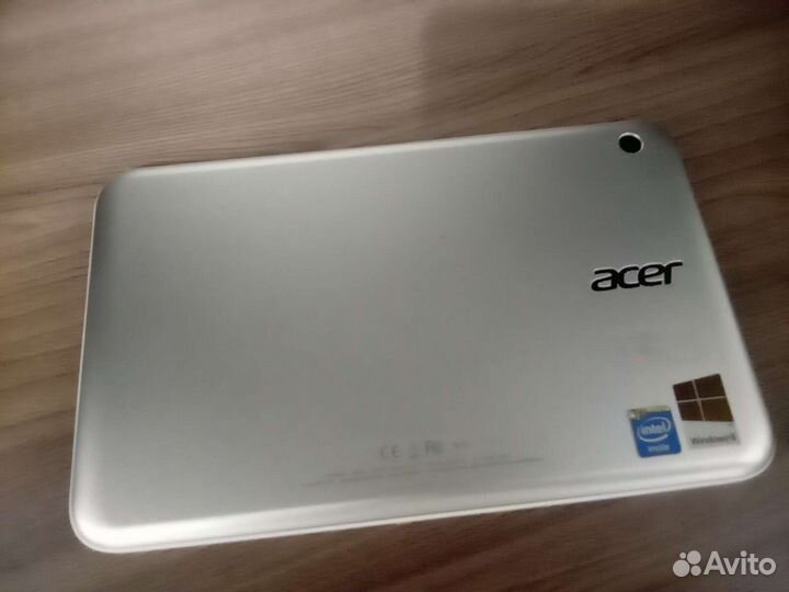 Acer Iconia Tab W3-810