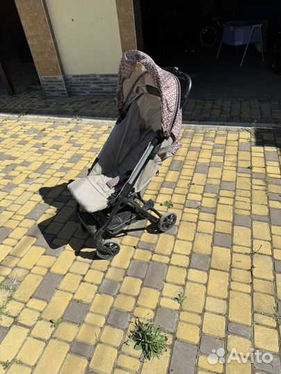 Коляска прогулочная chicco