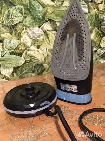 Утюг Беспроводной