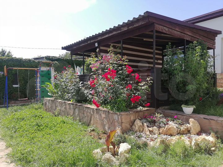 Дом 30 м² на участке 6 сот.