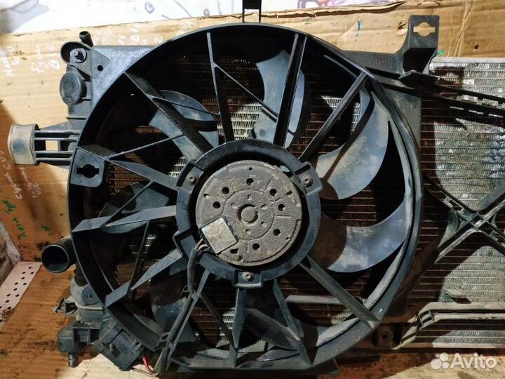 Радиатор двс Opel Astra H