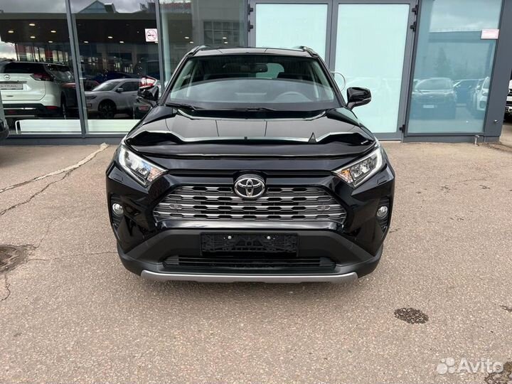 Toyota RAV4, 2023