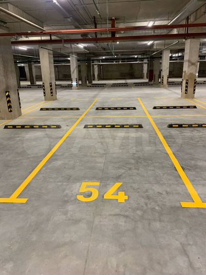 Машиноместо, 13 м²
