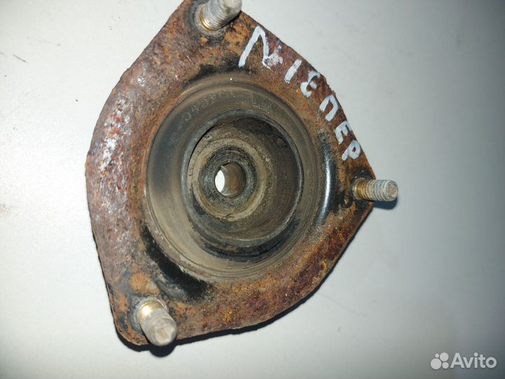 Опора переднего амортизатора Nissan Almera N16