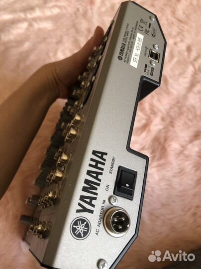 Yamaha микшерный пульт