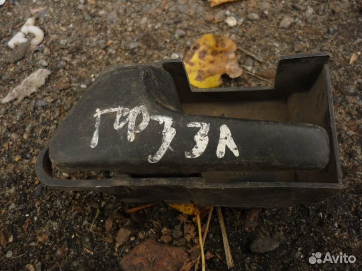 Ручка внутренняя задняя левая volkswagen golf 3