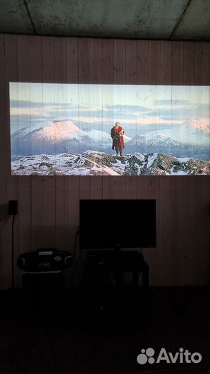 1080 LED projector