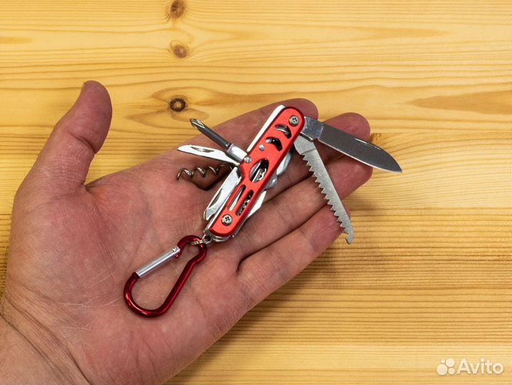 Мультитул «Следопыт» с карабином 12 предметов