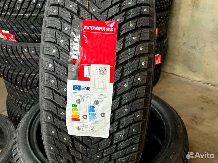 iLink Wintervorhut Stud II 215/55 R18 95T