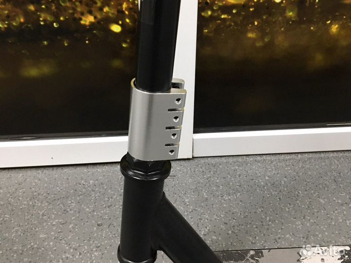 Самокат трюковой