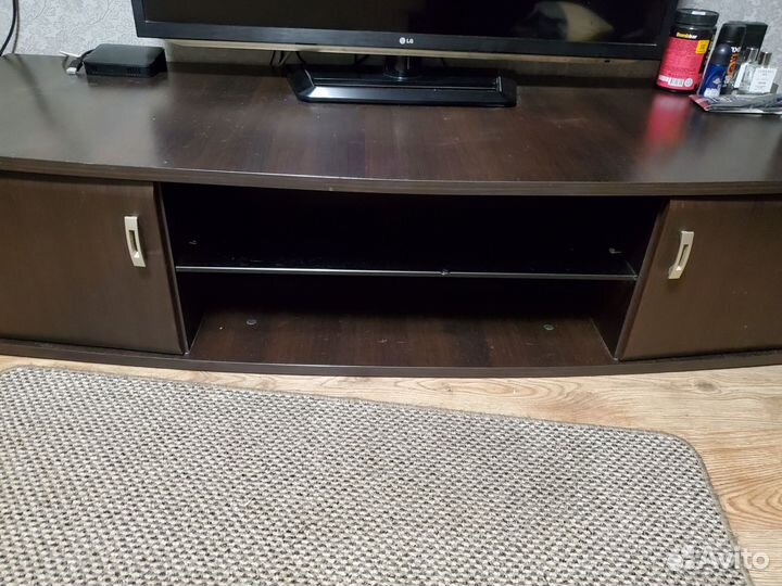 Тумба под телевизор