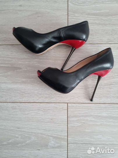 Туфли женские