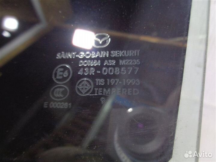 Стекло двери Mazda 3 BL 2008-2013