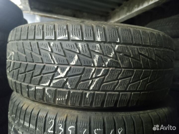 Bridgestone Blizzak LM-22 215/45 R18 Y