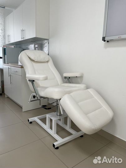 Косметологическое кресло Эрикс с гидроподъемником