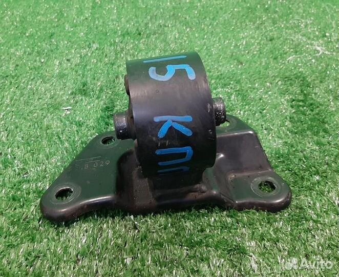 Опора (подушка) двигателя левая Mitsubishi Carism