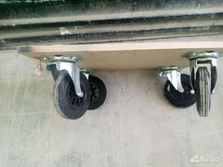 Колеса боковые