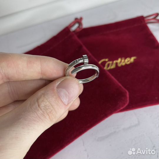 Женское кольцо Cartier Гвоздь