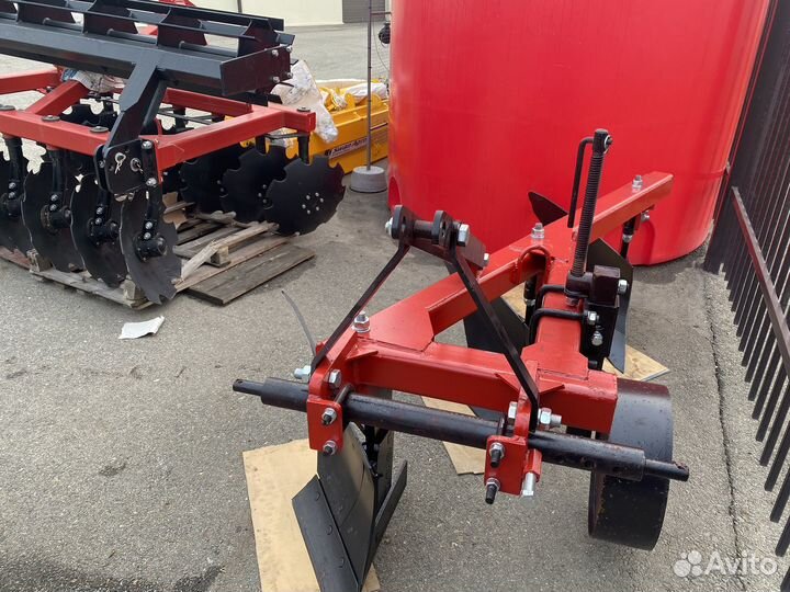 Плуг плн 3-35 усиленный