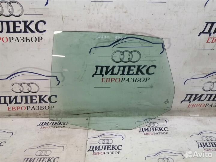 Стекло двери задней левой VW Jetta 2005-2011