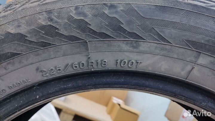 Yokohama Ice Guard Stud IG55 225/60 R18 100T