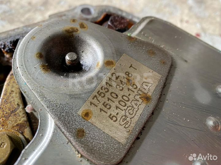 Масляный теплообменник Scania R 5 2015 1753112