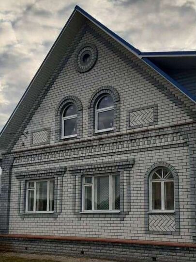 Дом 200 м² на участке 20 сот.