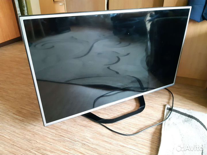 Телевизор LG42 LA615V