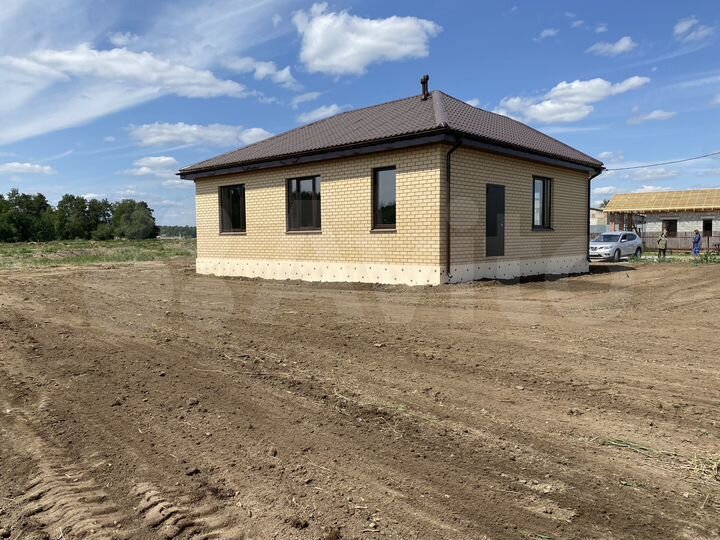 Коттедж 110 м² на участке 8 сот.