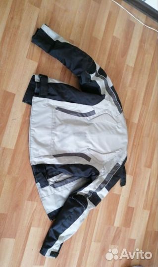 Мотокуртка