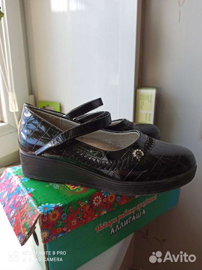 Туфли для девочки 29 размер
