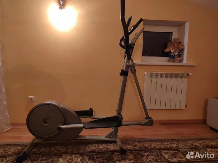 Эллиптический тренажер torneo