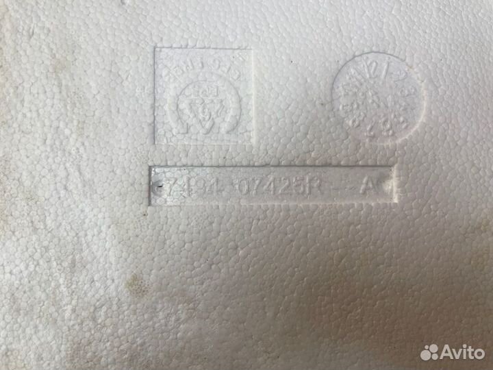 Шумоизоляция пола передняя правая Renault Logan