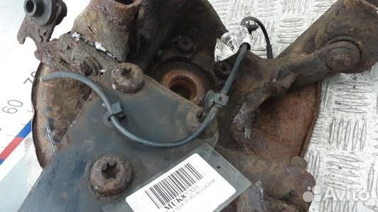 Ступица задняя правая ford kuga 1 (MUK08NX01)