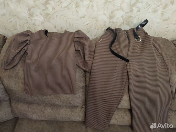 Брючный костюм для девочки