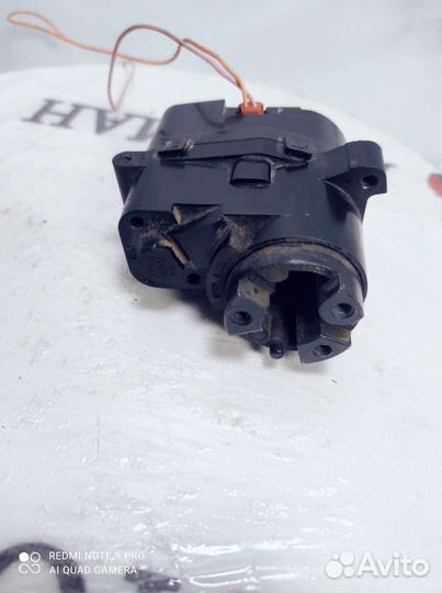 Моторчик складывания правого зеркала Murano 3 Z52