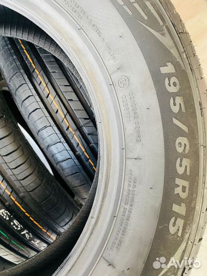 Tracmax X-Privilo TX5 195/65 R15 91V