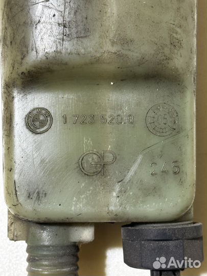 Расширительный бачок BMW E38