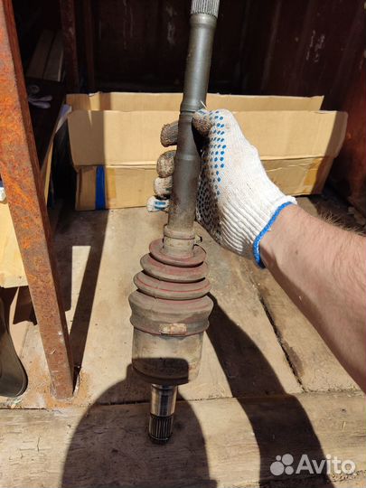 Шрус левый Митсубиси l200