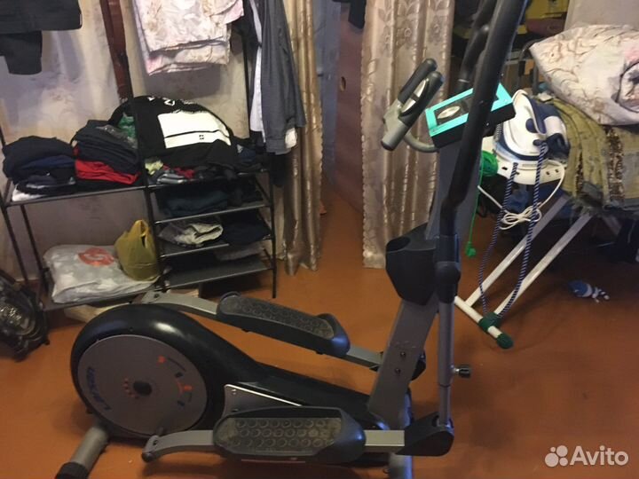 Эллиптический тренажер Larsen E7700