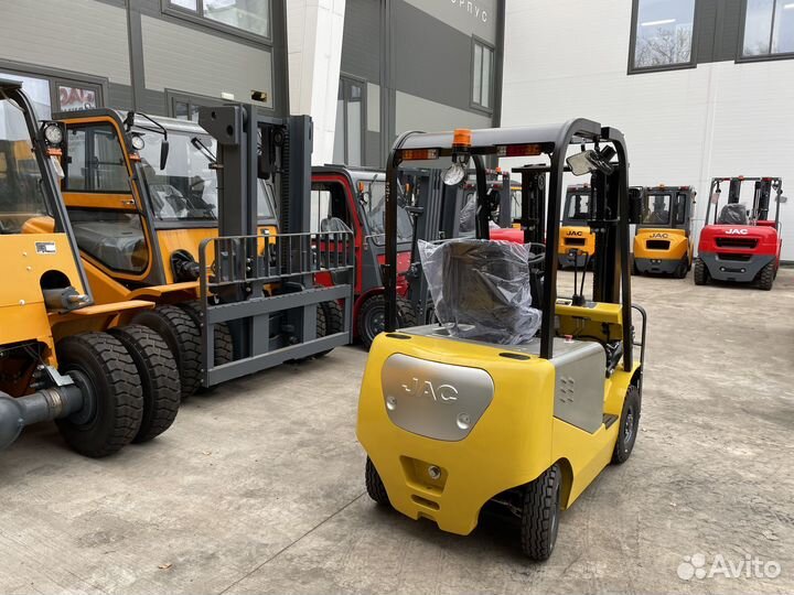 Вилочный погрузчик JAC CPD 20, 2023