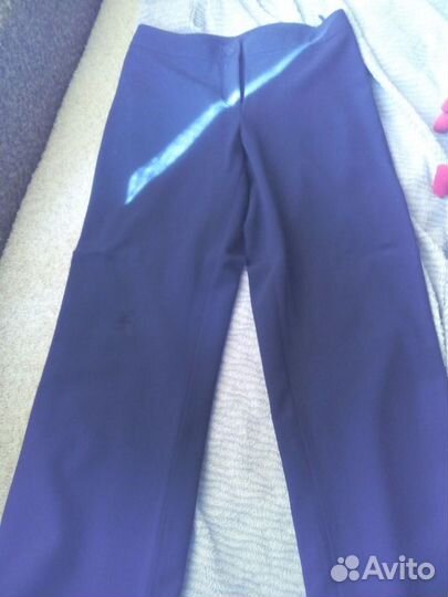 Продам костюм тройку для девочки