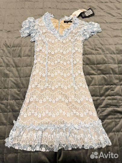 Платье с кружевом, р XXS