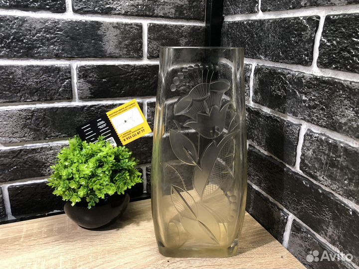 К.2047 Ваза стекло плоская