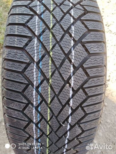 Continental ContiVikingContact 7 235/45 R19