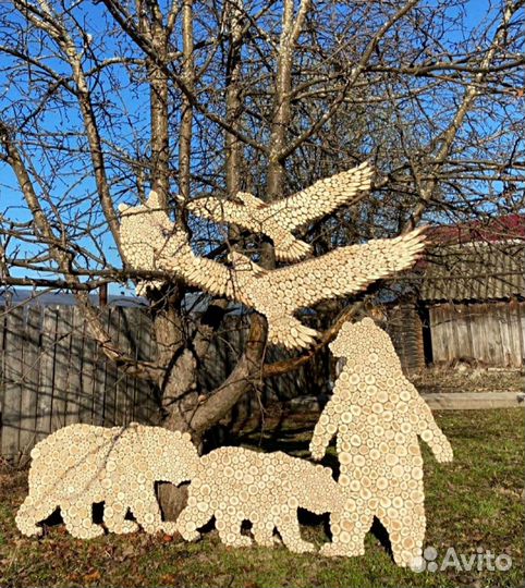 Панно из можжевельника