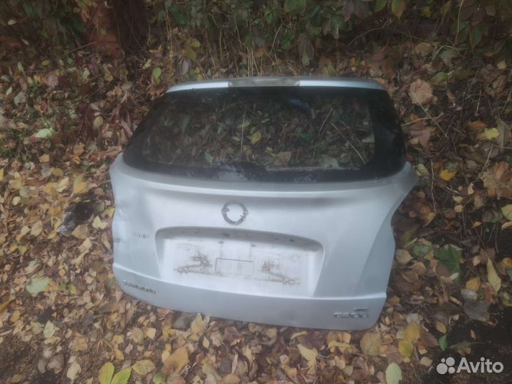 Б/у крышка багажника на ssangyong actyon 2014 new